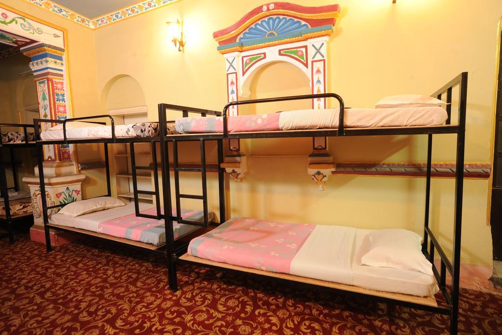 Hotel Himalaya Yoga Катманду Екстер'єр фото