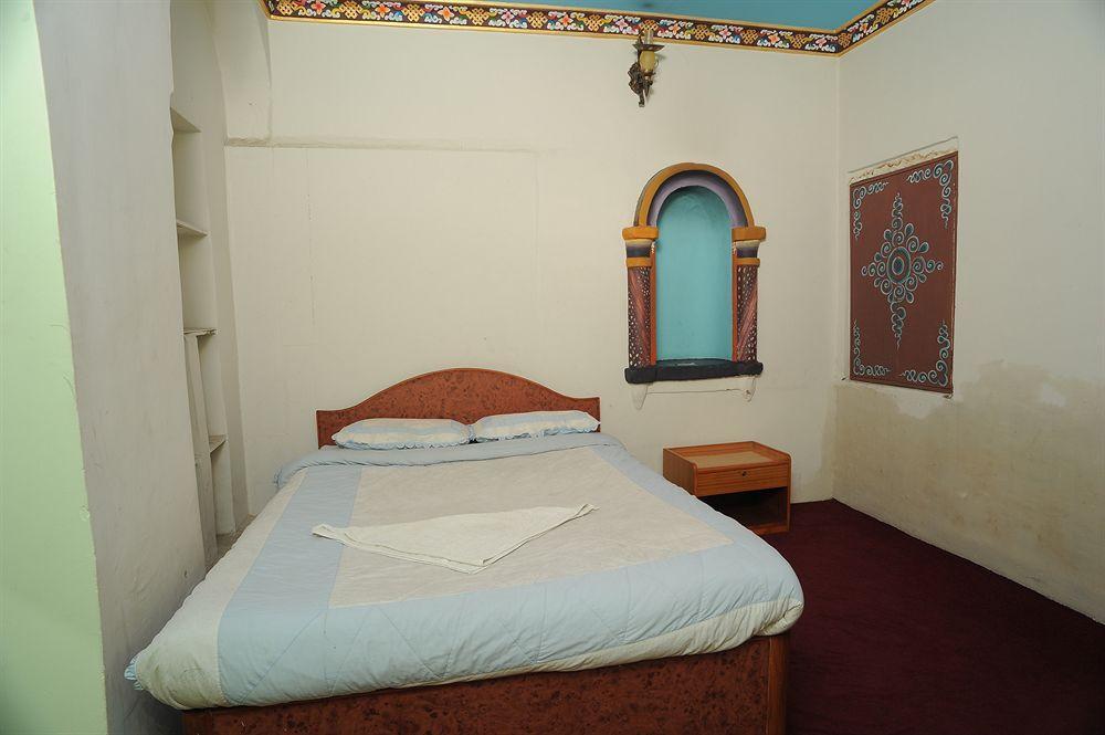 Hotel Himalaya Yoga Катманду Екстер'єр фото