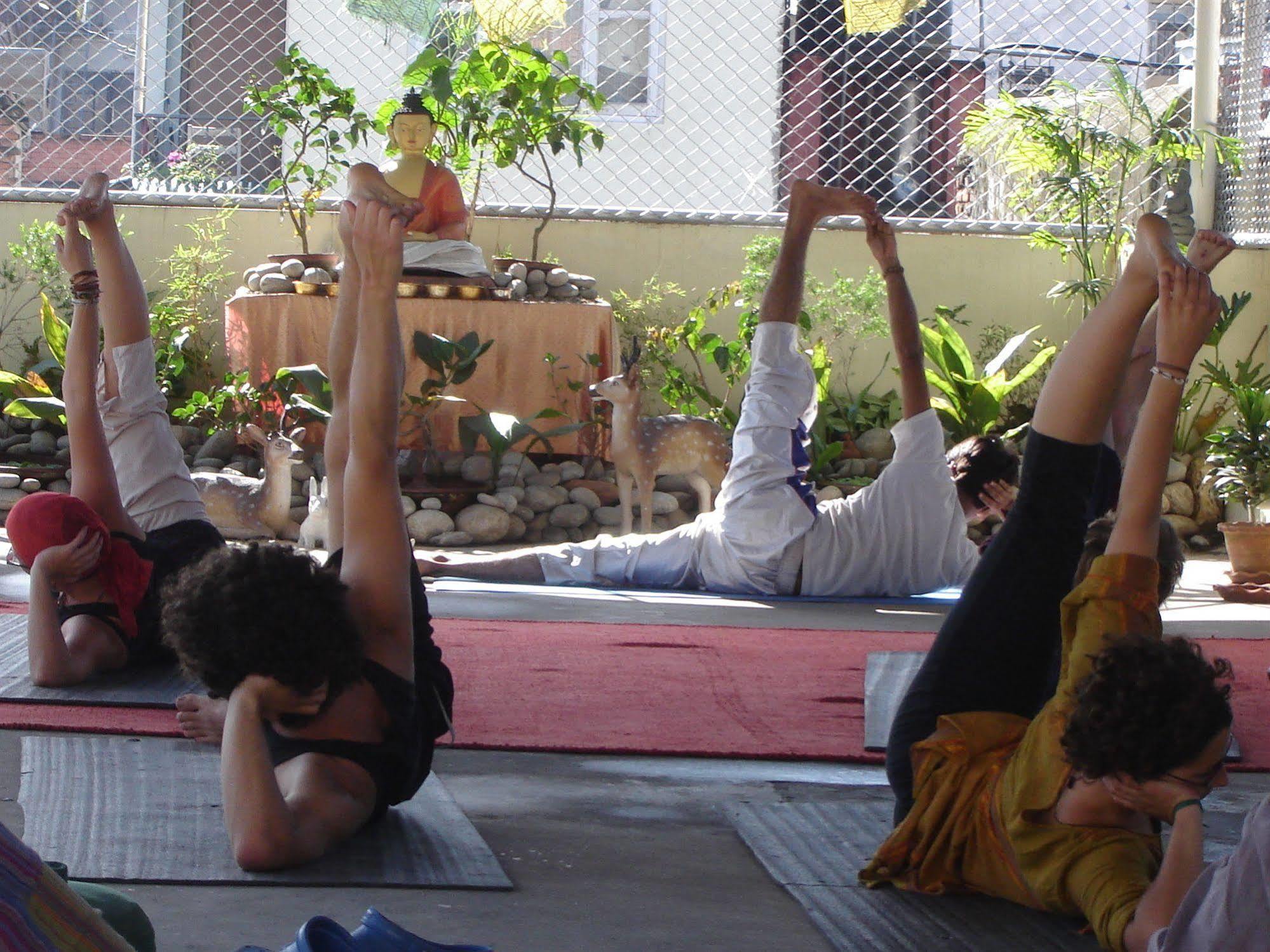 Hotel Himalaya Yoga Катманду Екстер'єр фото
